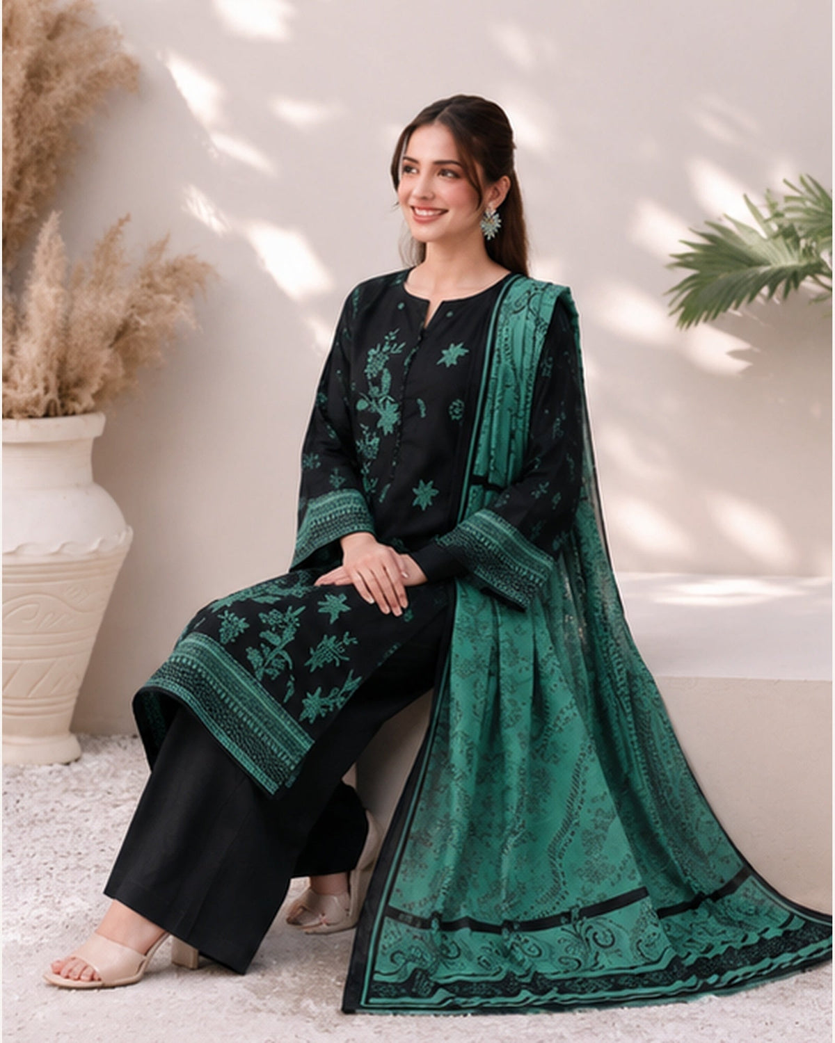 Gul-e-Rang 6B 3-Piece Lawn Suit | Faislabad Fabrics FAISALABAD FABRICS